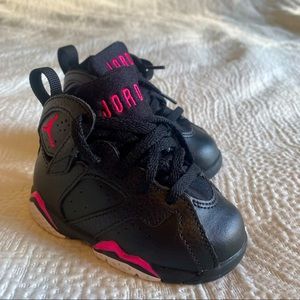 Like New Kids Nike Jordan’s, Size 5!!!